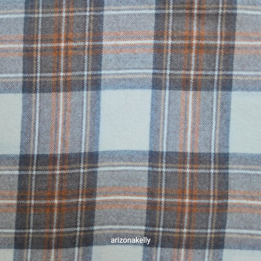 NWOT Johnstons Extra Fine Merino Wool Plaid Scarf Scotland - Picture 7 of 11